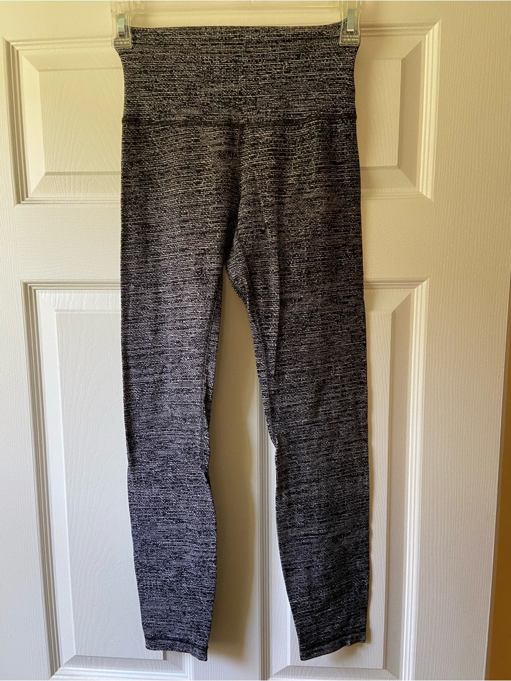 Ladies’ lululemon Leggings